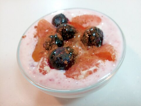 美的　蜜柑とブルーベリーの苺ジャムヨーグルト